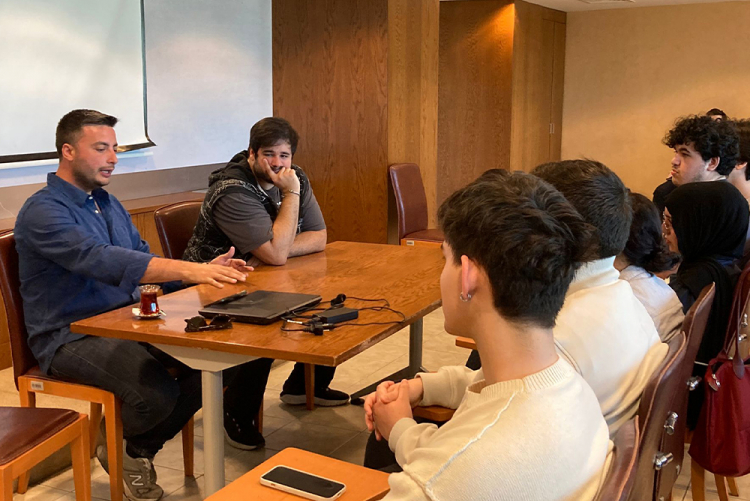 "Dev-Meets | Mediazone: Endüstri ile Eğitimin Buluşması"