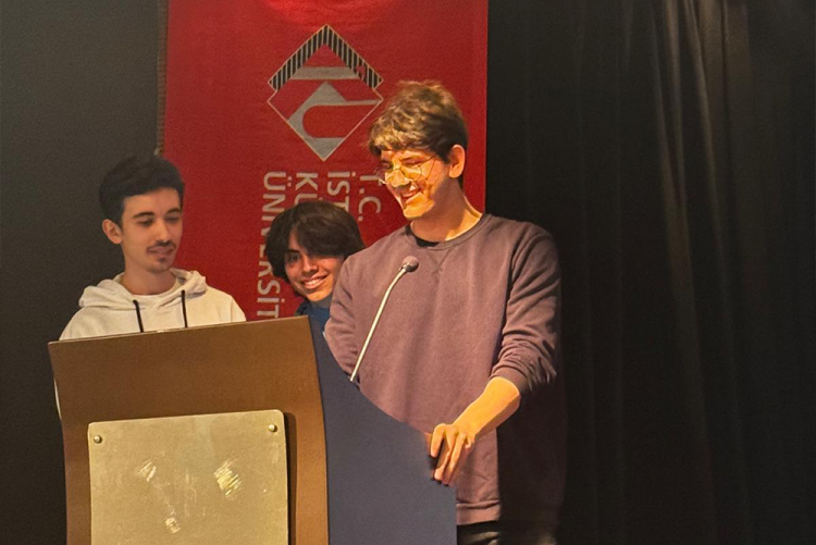 Dijital Oyun Tasarımı Bölümü Final Jurisi 